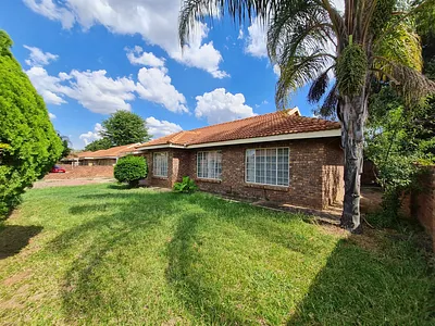 3 Bedroom House For Sale in Modimolle - KsjQ.webp