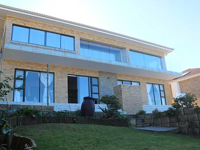 4 Bedroom House For Sale in Hartenbos - nbIv.webp