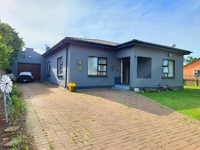 3 Bedroom House For Sale in George - lJlu.webp