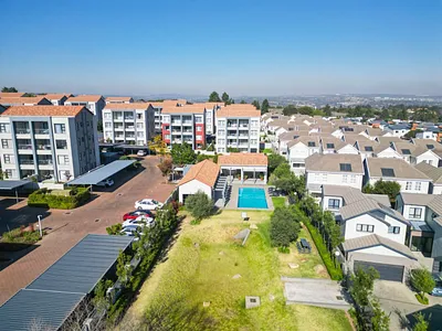 2 Bedroom Apartment For Sale in Sandton - E6AE.webp