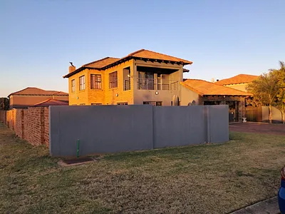 5 Bedroom House For Sale in Rayton - seGC.webp