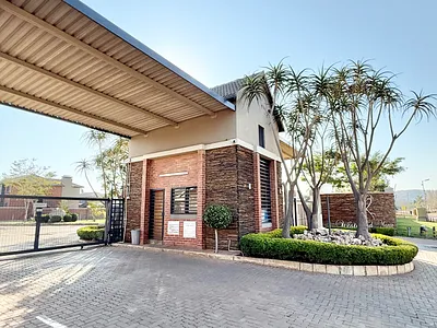 2 Bedroom Apartment For Sale in Pretoria - I3dg.webp