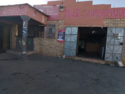 Commercial Property For Sale in Port Elizabeth - 2K1G.webp
