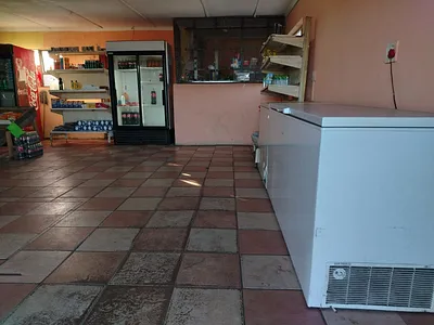 Commercial Property For Sale in Port Elizabeth - hy7V.webp