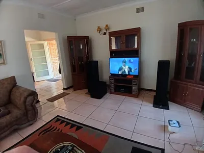 3 Bedroom House For Sale in Kempton Park - ZtEI.webp