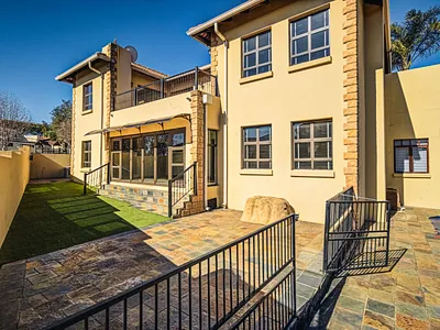 3 Bedroom House For Sale in Kempton Park - xqDl.webp