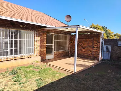 2 Bedroom Townhouse For Sale in Boksburg - tVcL.webp