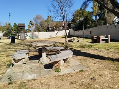 2 Bedroom Apartment To Rent in Sandton - qz06.webp