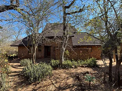 3 Bedroom House For Sale in Bushbuckridge - 3QCi.webp