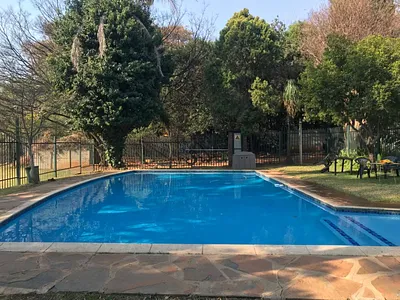 3 Bedroom Townhouse For Sale in Pretoria - Ro4W.webp