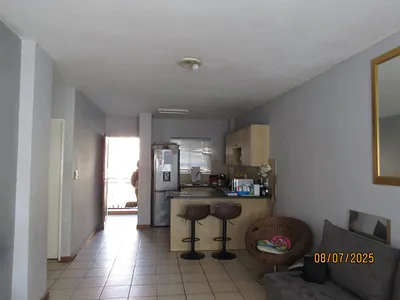 2 Bedroom Apartment For Sale in Akasia - IZ2a.webp