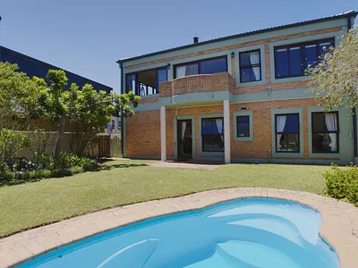 4 Bedroom House For Sale in Sedgefield - D6Dm.webp