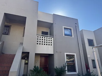 2 Bedroom Apartment For Sale in Alberton - Y8GY.webp
