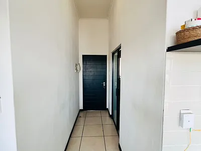 1 Bedroom Apartment For Sale in Sandton - cl24.webp