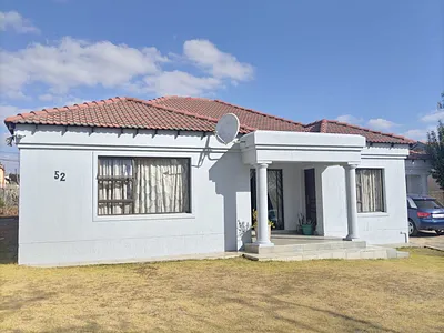 3 Bedroom House For Sale in Johannesburg - img