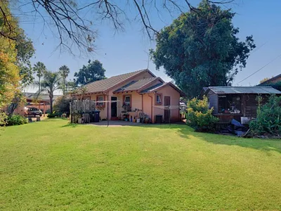 3 Bedroom House For Sale in Centurion - tbZG.webp