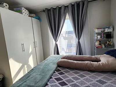 2 Bedroom Apartment For Sale in Midrand - WiVk.webp
