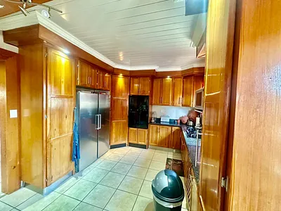 5 Bedroom House For Sale in Secunda - sjFG.webp