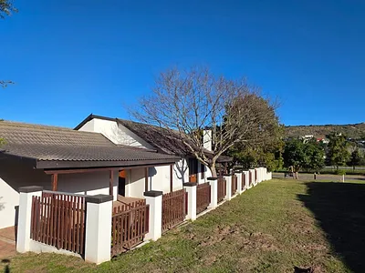 2 Bedroom House For Sale in Sedgefield - M23C.webp