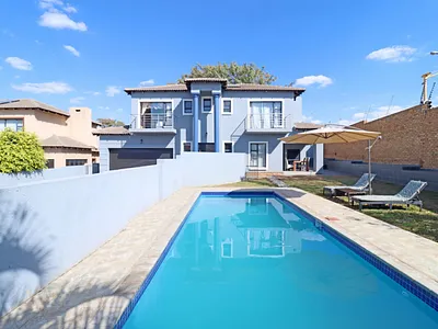 3 Bedroom House For Sale in Centurion - RiaL.webp