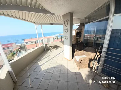 3 Bedroom Apartment For Sale in Margate - 3vc2.webp