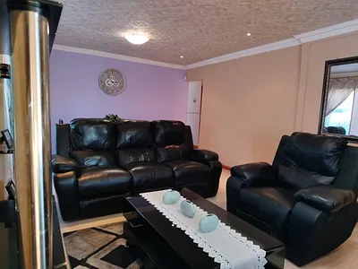 3 Bedroom House For Sale in Motherwell 6, Motherwell - c90c.webp