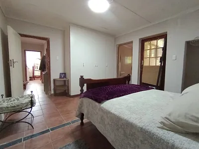 4 Bedroom House For Sale in George - ilge.webp