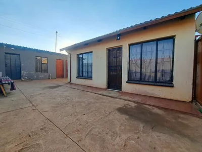 5 Bedroom House For Sale in Pretoria - WRcS.webp