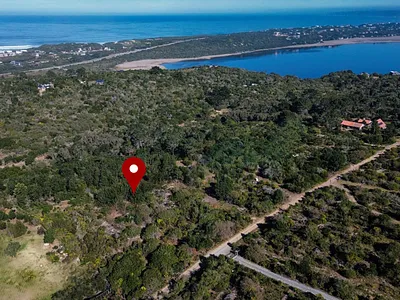 Vacant Land For Sale in Wilderness - bl5r.webp