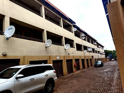 2 Bedroom Apartment For Sale in Polokwane - Eyzx.webp