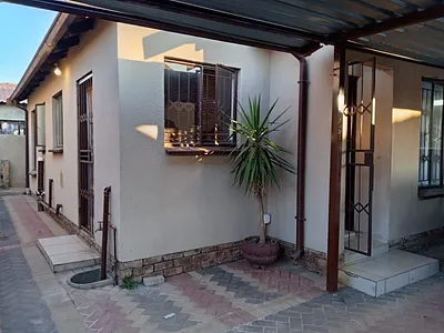 3 Bedroom House For Sale in Soshanguve - GStZ.webp