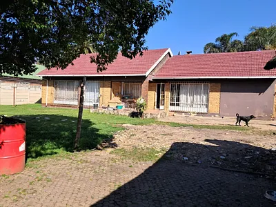 10 Bedroom House For Sale in Kempton Park - aDzj.webp
