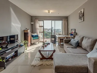 2 Bedroom Apartment For Sale in Port Elizabeth - iGHE.webp