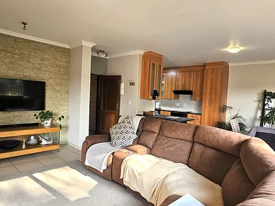 2 Bedroom Apartment For Sale in Benoni - 0Wk6.webp