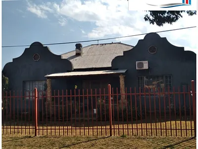2 Bedroom House For Sale in Christiana - PGyW.webp