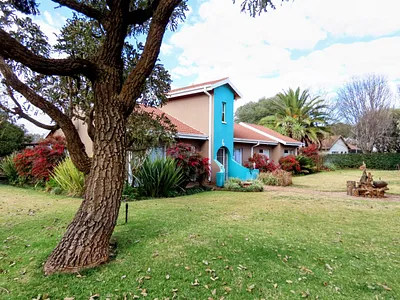 4 Bedroom House For Sale in Ventersdorp - HbRq.webp