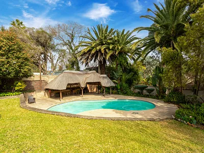3 Bedroom House For Sale in Sandton - 5OB1.webp