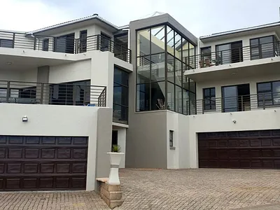 5 Bedroom House For Sale in Mossel Bay - nk1U.webp