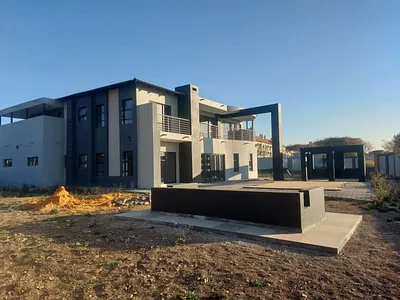 5 Bedroom House For Sale in Pretoria - JOhW.webp