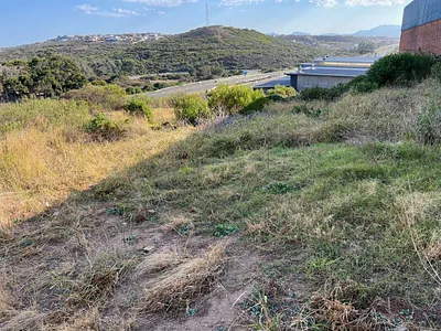 House For Sale in Mossel Bay - Wc6F.webp