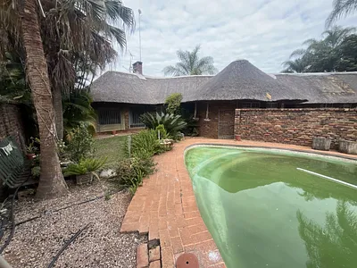 4 Bedroom House For Sale in Mookgopong - h8nQ.webp