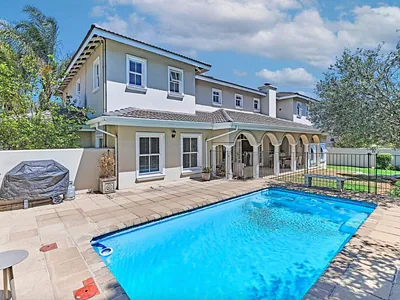 5 Bedroom House For Sale in Sandton - OrZq.webp