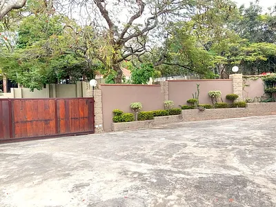 3 Bedroom House For Sale in Nelspruit - img