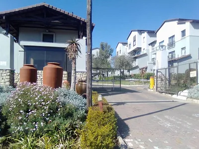 2 Bedroom Apartment For Sale in Sandton - WSqy.webp