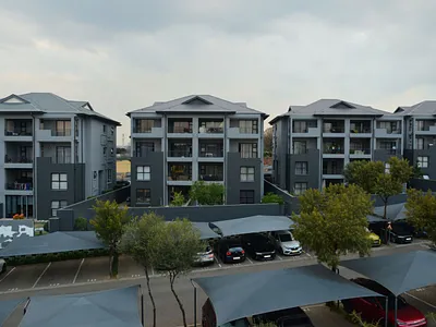 3 Bedroom Apartment For Sale in Edenvale - lo7d.webp
