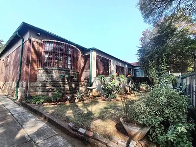 3 Bedroom House For Sale in Johannesburg - TwKY.webp