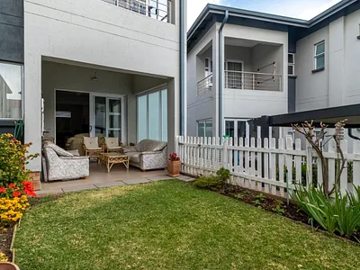 2 Bedroom Townhouse For Sale in Edenvale - fPa4.webp