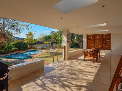 4 Bedroom House For Sale in Sandton - 2KG0.webp