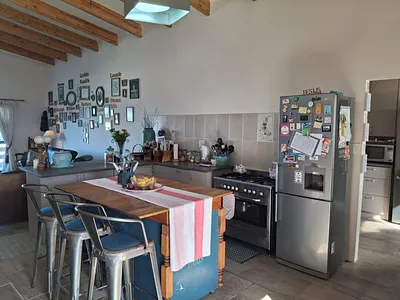 4 Bedroom House For Sale in Gansbaai - 4qln.webp