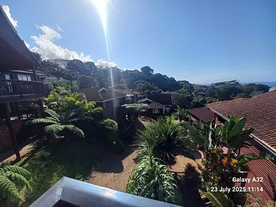 3 Bedroom Townhouse For Sale in Port Shepstone - Pl1Q.webp